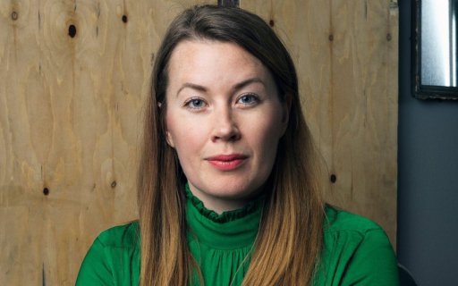 Porträttbild på Louise Frisk